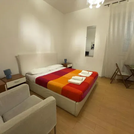 Lägenhet Great Near Coliseum